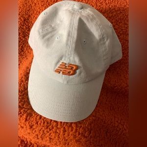 NEW BALANCE light blue hat NWOT